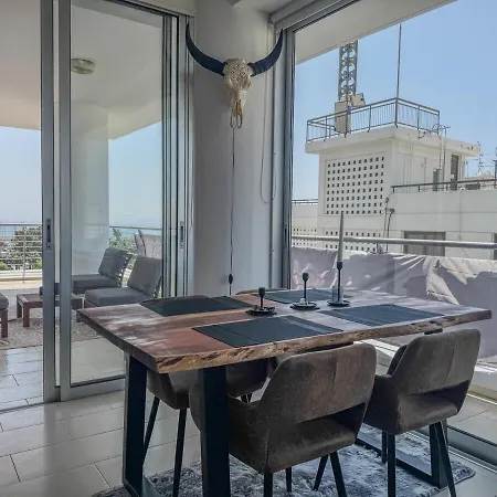 Seaview 3 Min Walk To Lárnaca