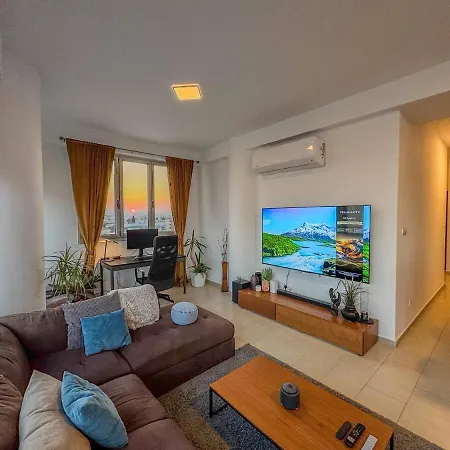 Seaview 3 Min Walk To Διαμέρισμα Λάρνακα