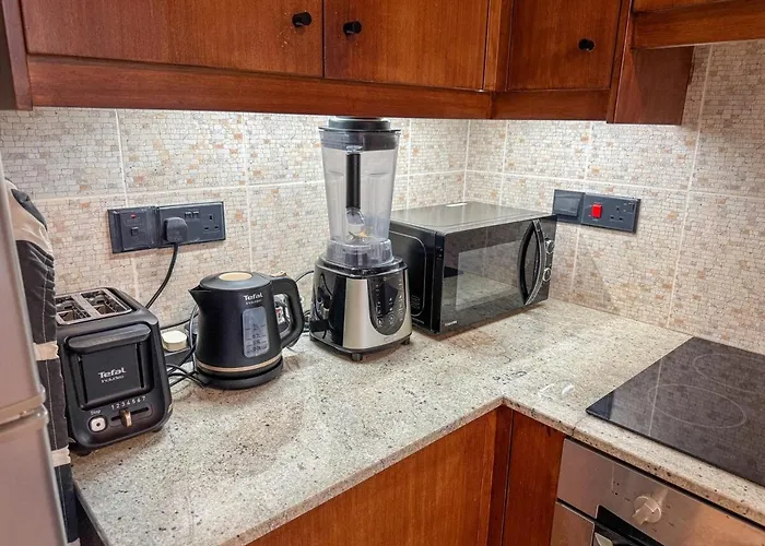 Apartment Seaview 3 Min Walk To