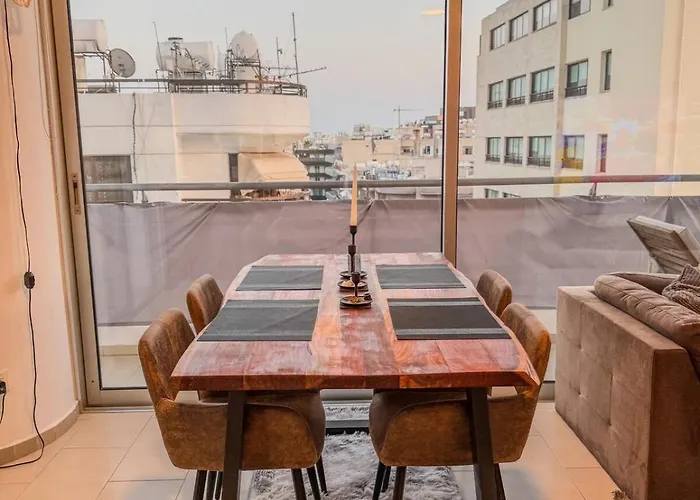 Apartment Seaview 3 Min Walk To *