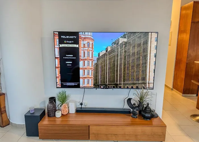 Seaview 3 Min Walk To *